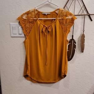 Mustard yellow blouse so beautiful size medium, flowy